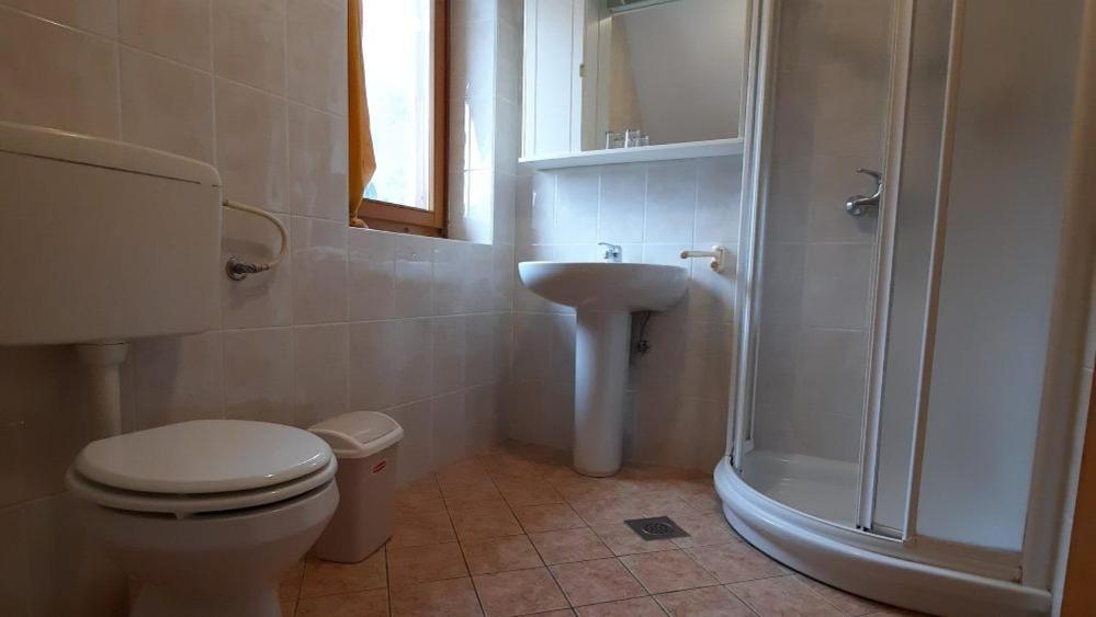 Apartment Pretner, Lepena Soca Ngoại thất bức ảnh