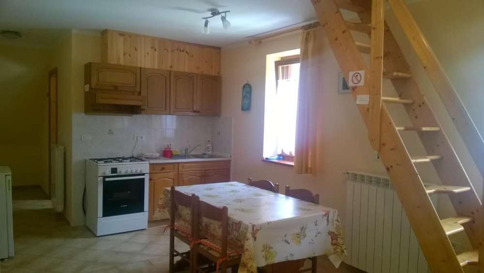 Apartment Pretner, Lepena Soca Ngoại thất bức ảnh